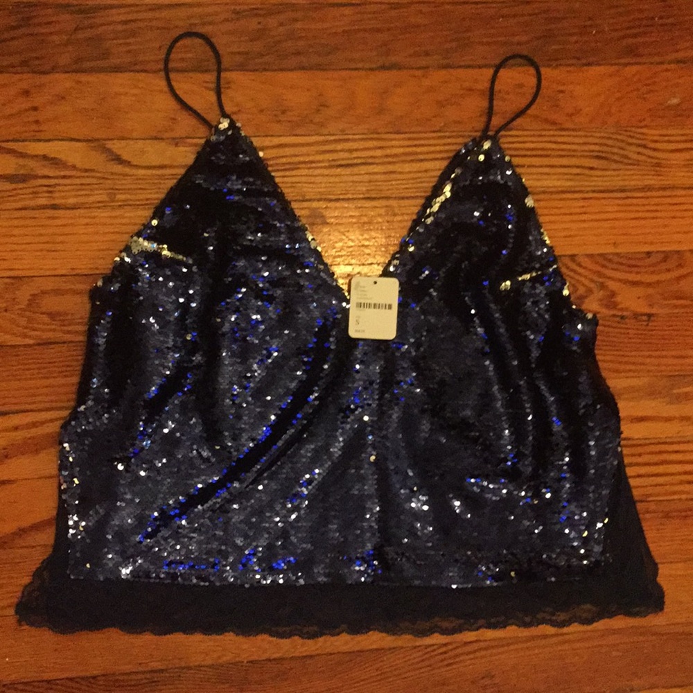 Sequin tank
